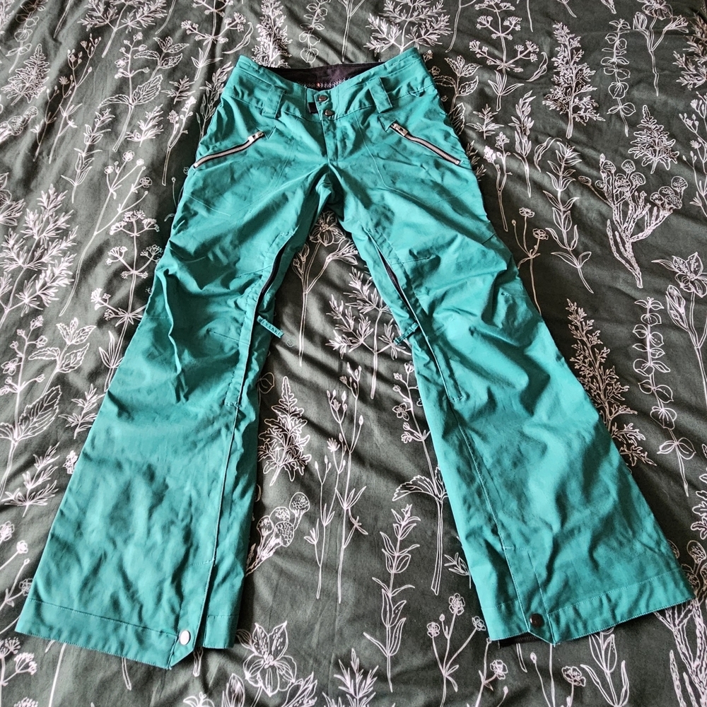 Ride womens snowboard pants in jade green, size small